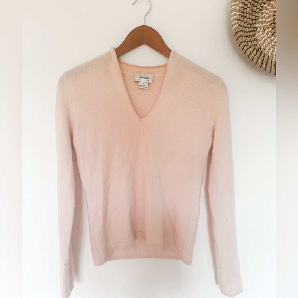 Light pink cashmere sweater